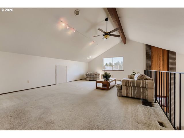 17200 Nw BANDON Ct, Beaverton, OR 97006