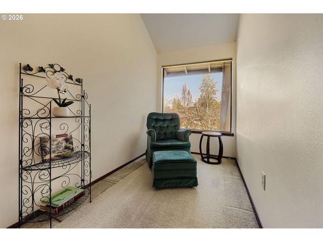 17200 Nw BANDON Ct, Beaverton, OR 97006