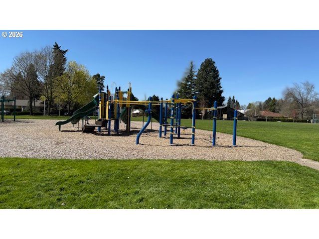 17200 Nw BANDON Ct, Beaverton, OR 97006