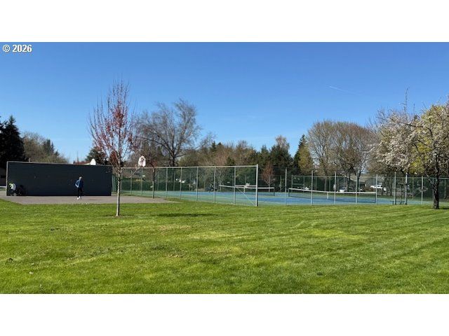 17200 Nw BANDON Ct, Beaverton, OR 97006