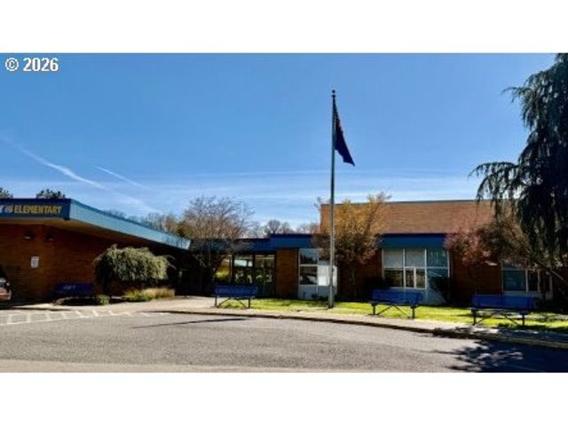 17200 Nw BANDON Ct, Beaverton, OR 97006