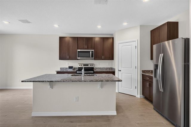3087 FORREST PLUM COURT, Zephyrhills, FL 33540