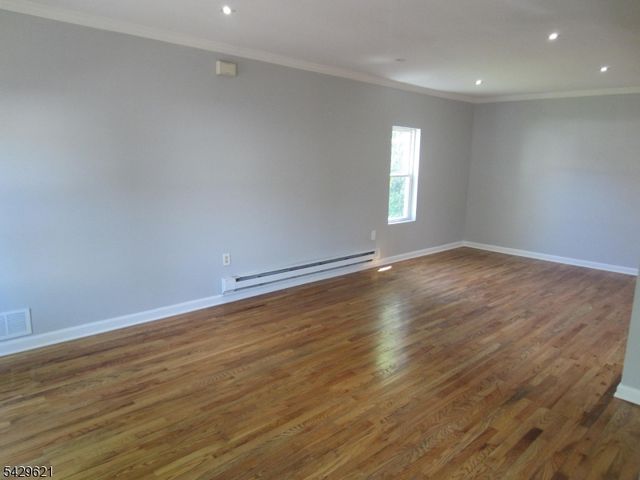 279 Oregon St, Union Twp., NJ 07088