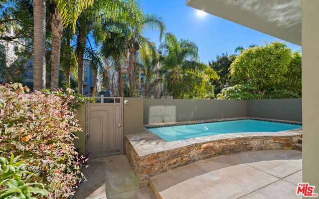 143 Union Jack Mall, Marina Del Rey, CA 90292