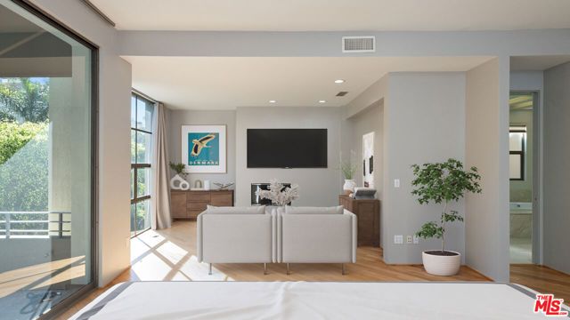 143 Union Jack Mall, Marina Del Rey, CA 90292