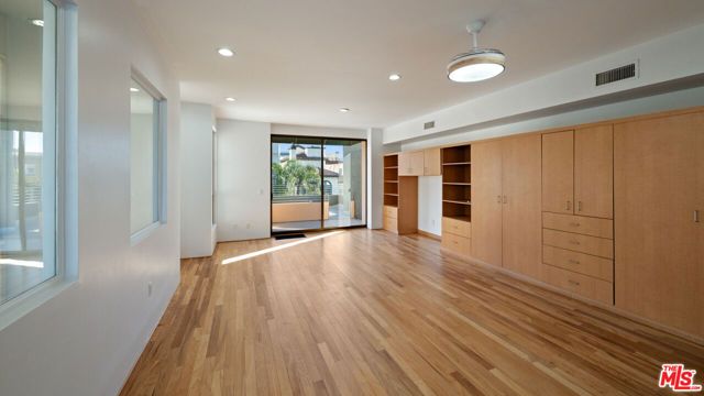 143 Union Jack Mall, Marina Del Rey, CA 90292