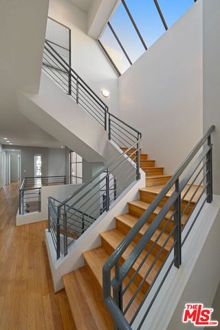 143 Union Jack Mall, Marina Del Rey, CA 90292