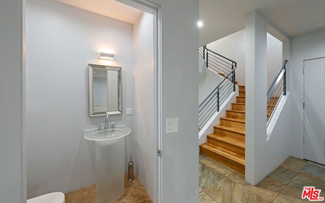 143 Union Jack Mall, Marina Del Rey, CA 90292