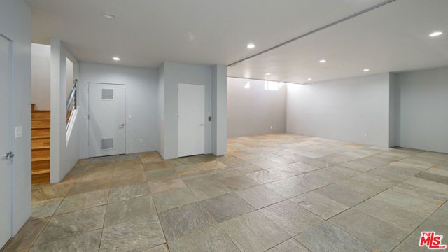 143 Union Jack Mall, Marina Del Rey, CA 90292