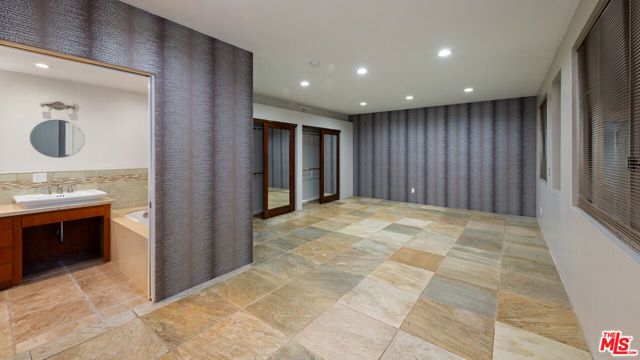 143 Union Jack Mall, Marina Del Rey, CA 90292