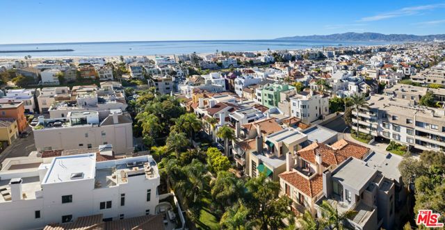 143 Union Jack Mall, Marina Del Rey, CA 90292