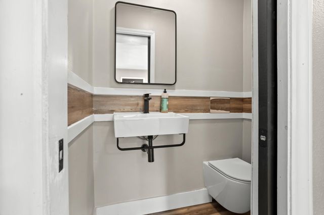 1601 11th Street N, Fargo, ND 58102