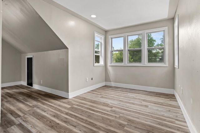 1601 11th Street N, Fargo, ND 58102