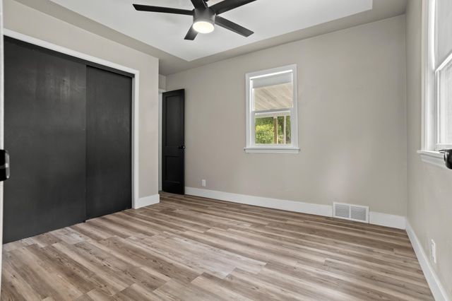 1601 11th Street N, Fargo, ND 58102