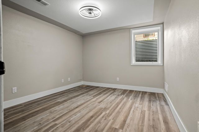 1601 11th Street N, Fargo, ND 58102