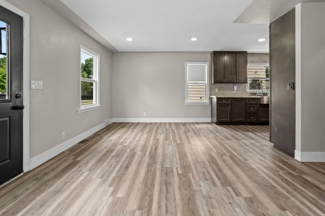 1601 11th Street N, Fargo, ND 58102