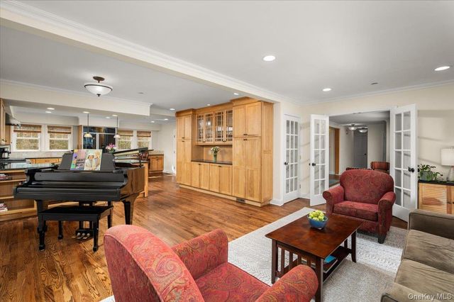 14 Crossways, Chappaqua, NY 10514