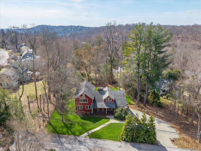 14 Crossways, Chappaqua, NY 10514