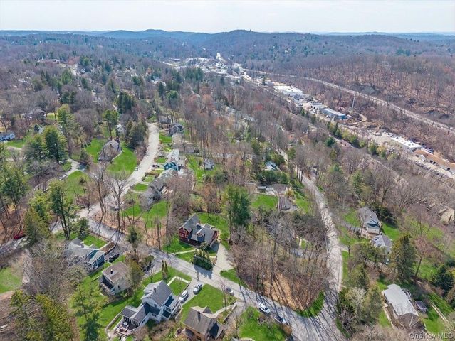 14 Crossways, Chappaqua, NY 10514