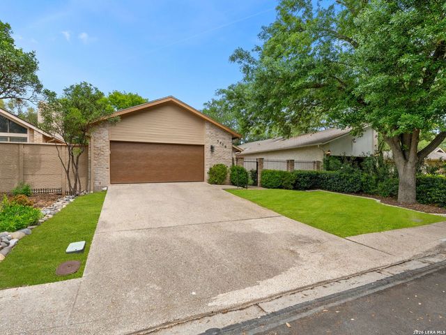 3439 HUNTERS RUN ST, San Antonio, TX 78230