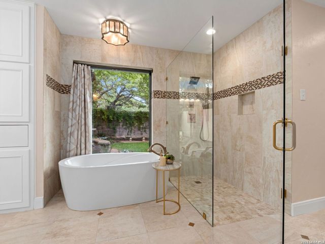 3439 HUNTERS RUN ST, San Antonio, TX 78230