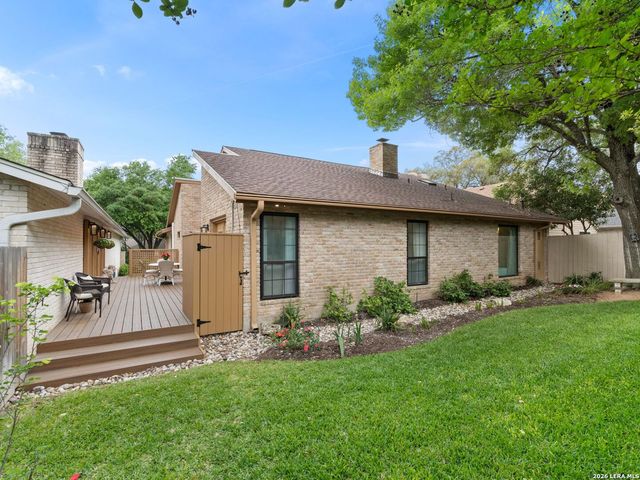 3439 HUNTERS RUN ST, San Antonio, TX 78230