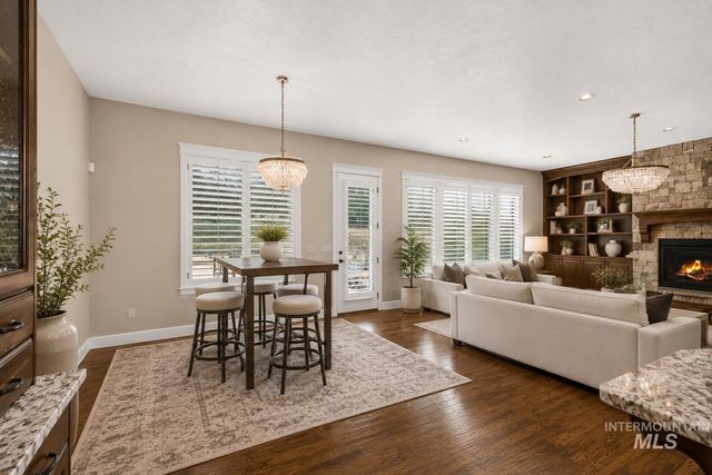 3494 S Sugar Loaf Pl, Eagle, ID 83616