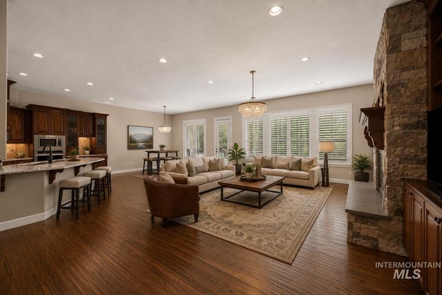 3494 S Sugar Loaf Pl, Eagle, ID 83616