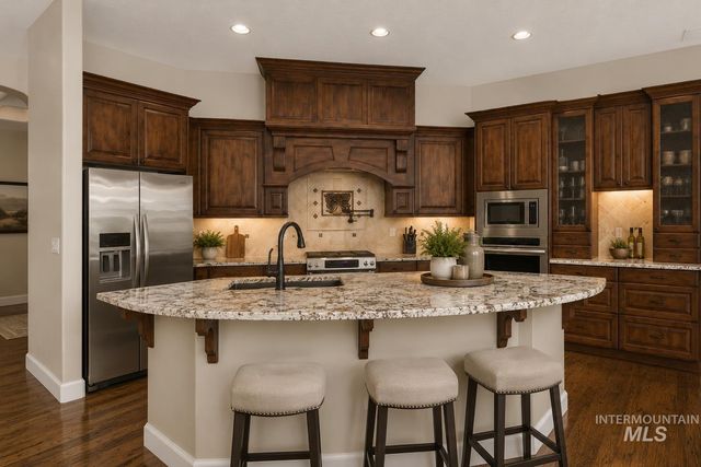3494 S Sugar Loaf Pl, Eagle, ID 83616
