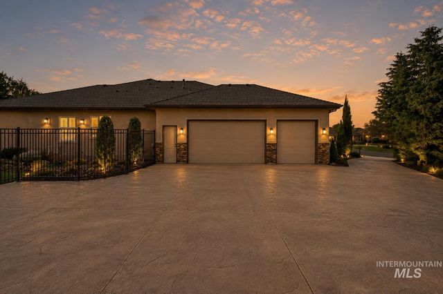 3494 S Sugar Loaf Pl, Eagle, ID 83616