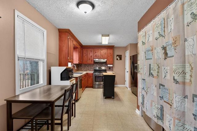 1029 Laurel Lake Drive, Ball Ground, GA 30107