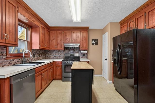 1029 Laurel Lake Drive, Ball Ground, GA 30107