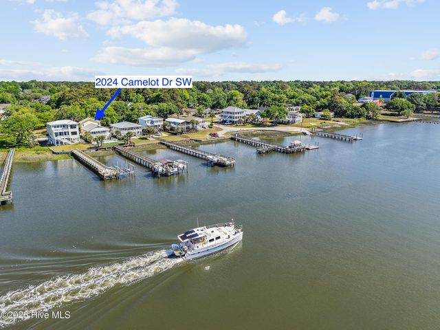 2024 Camelot Drive SW, Ocean Isle Beach, NC 28469