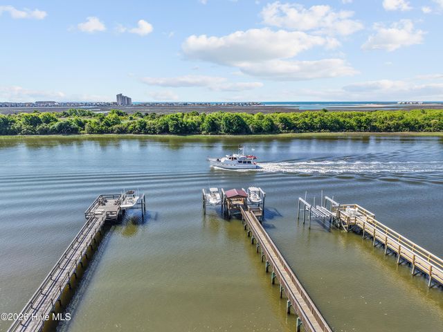 2024 Camelot Drive SW, Ocean Isle Beach, NC 28469