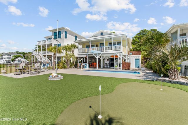 2024 Camelot Drive SW, Ocean Isle Beach, NC 28469