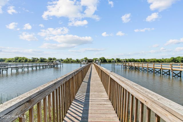 2024 Camelot Drive SW, Ocean Isle Beach, NC 28469