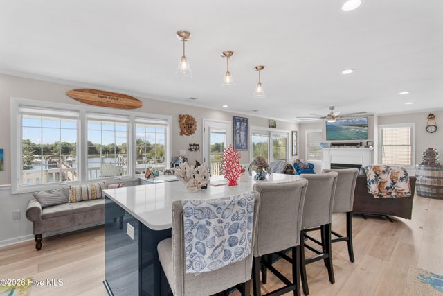 2024 Camelot Drive SW, Ocean Isle Beach, NC 28469