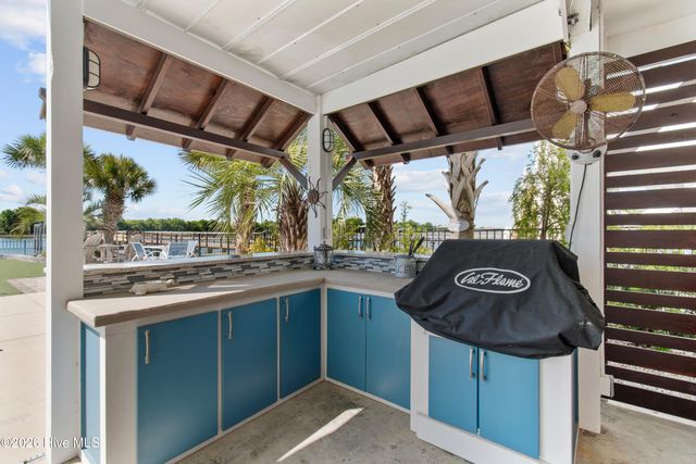 2024 Camelot Drive SW, Ocean Isle Beach, NC 28469