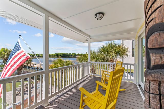 2024 Camelot Drive SW, Ocean Isle Beach, NC 28469