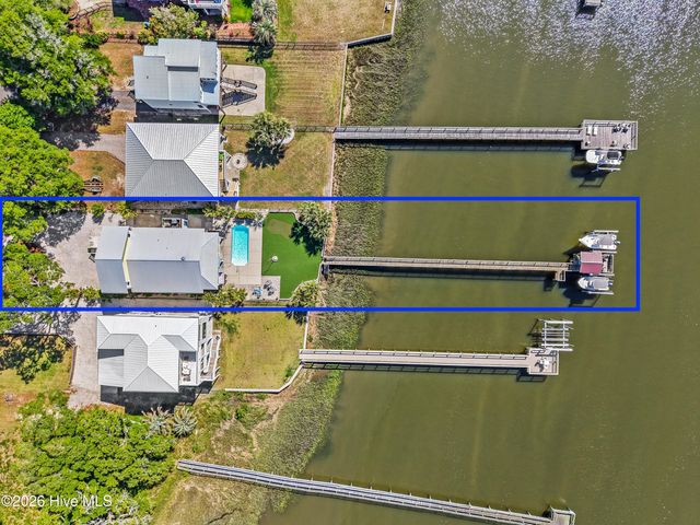 2024 Camelot Drive SW, Ocean Isle Beach, NC 28469