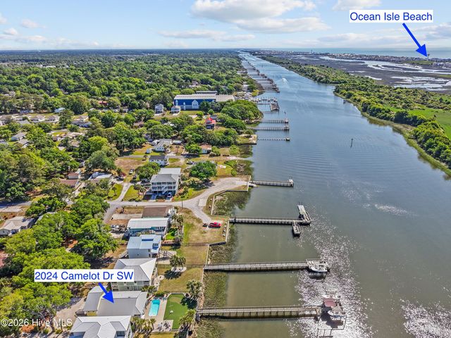 2024 Camelot Drive SW, Ocean Isle Beach, NC 28469