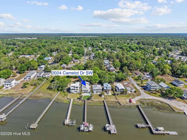 2024 Camelot Drive SW, Ocean Isle Beach, NC 28469