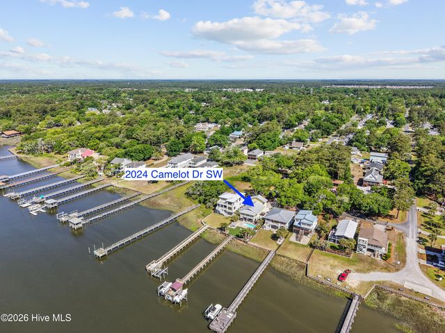 2024 Camelot Drive SW, Ocean Isle Beach, NC 28469