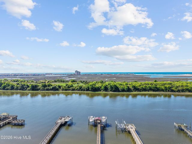 2024 Camelot Drive SW, Ocean Isle Beach, NC 28469