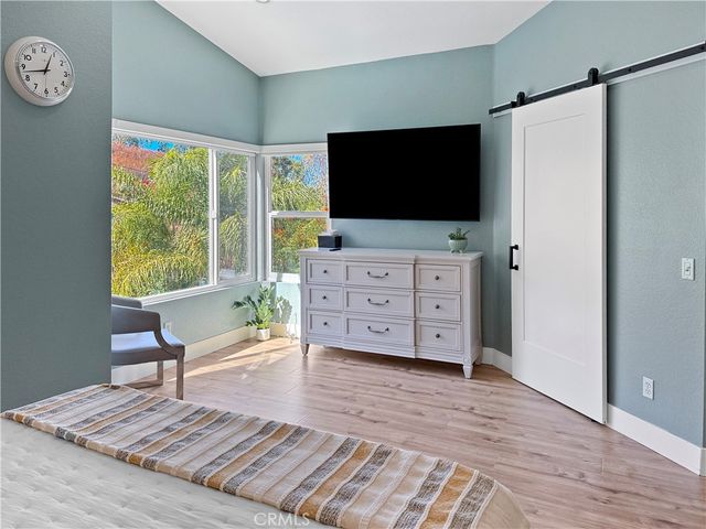 16955 Lake Knoll, Riverside, CA 92503