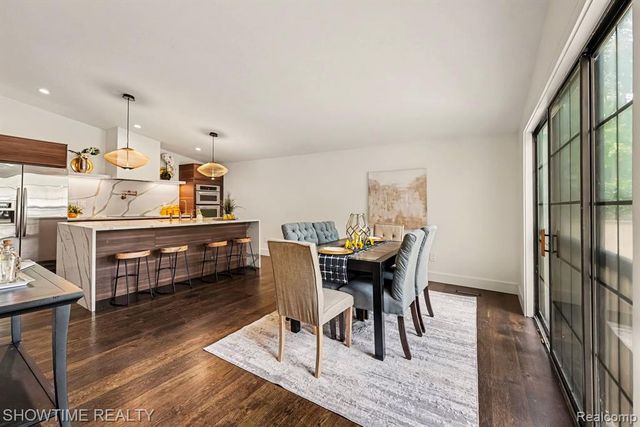 42160 Woodward Avenue 39, Bloomfield Hills, MI 48304