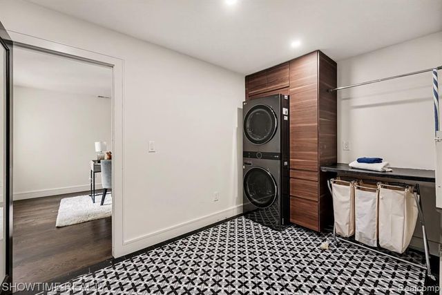 42160 Woodward Avenue 39, Bloomfield Hills, MI 48304