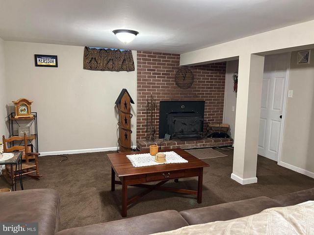 259 HOFFMAN RD, Gettysburg, PA 17325