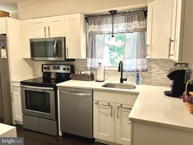 259 HOFFMAN RD, Gettysburg, PA 17325