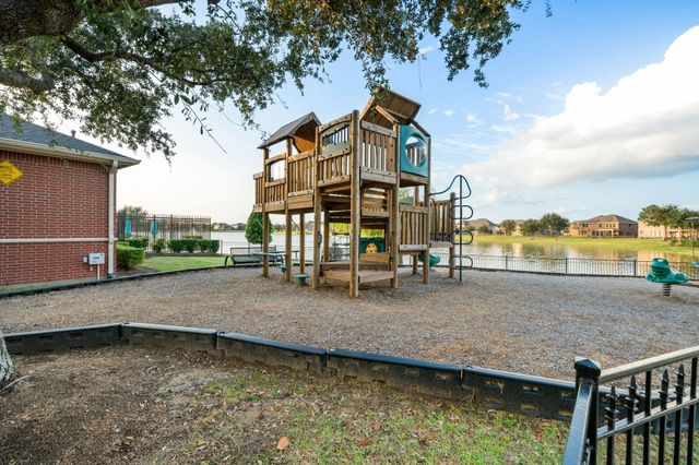 8507 Sedona Run Drive, Cypress, TX 77433